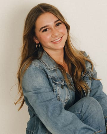 Sydney Sternitzke, Head of Media Management and Marketing at Bold Bloom Marketing.